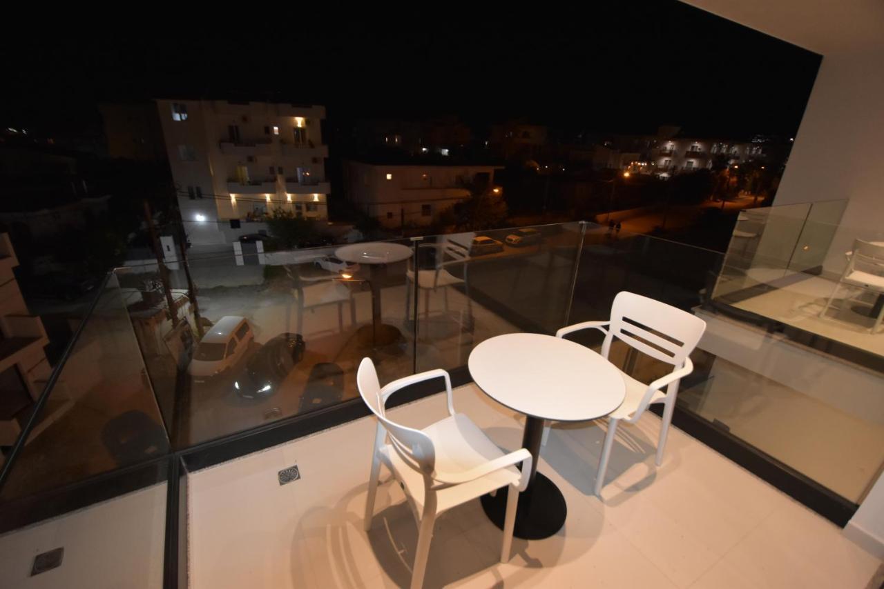 Agimi Hotel クサミル エクステリア 写真