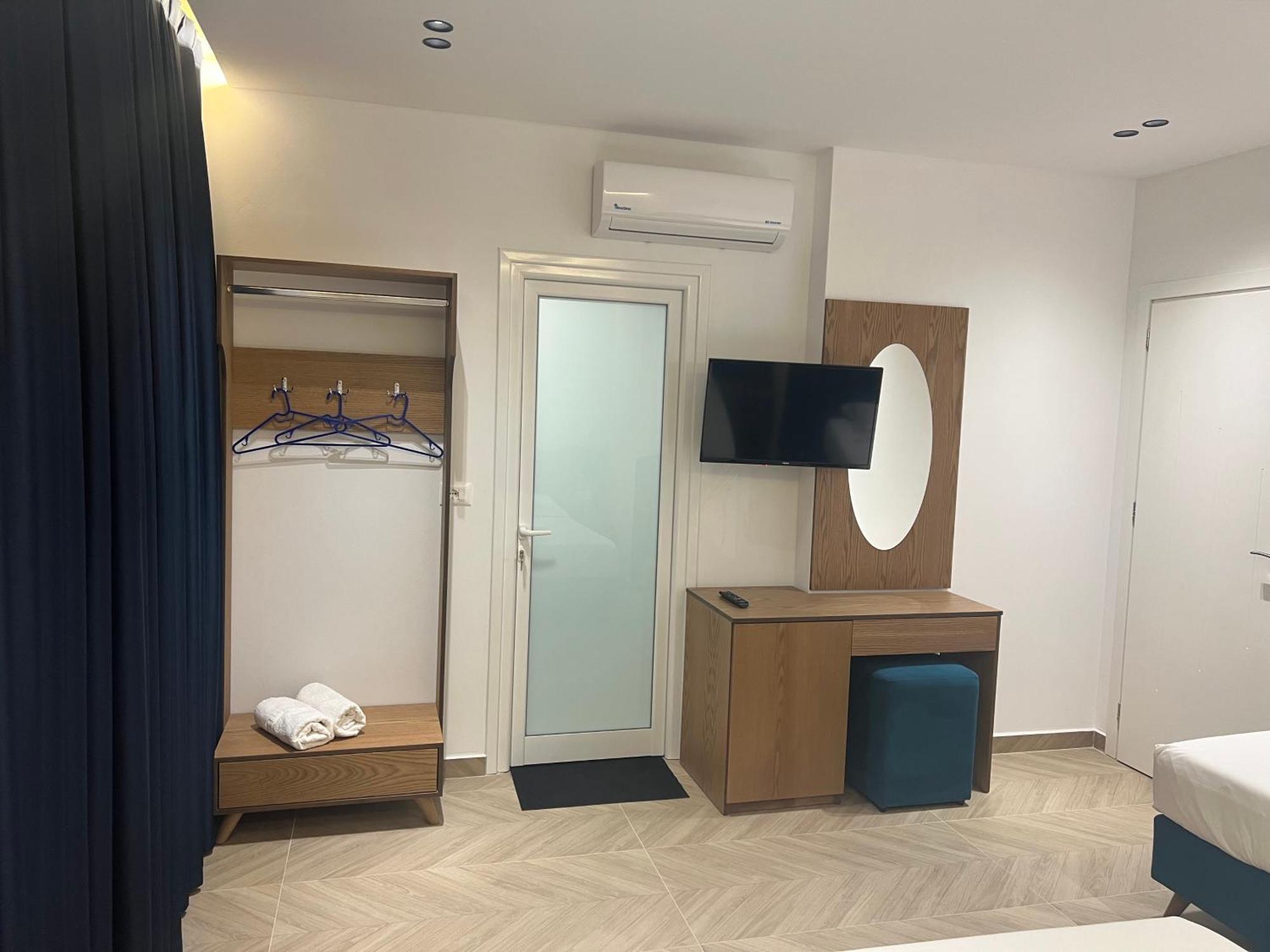 Agimi Hotel クサミル エクステリア 写真