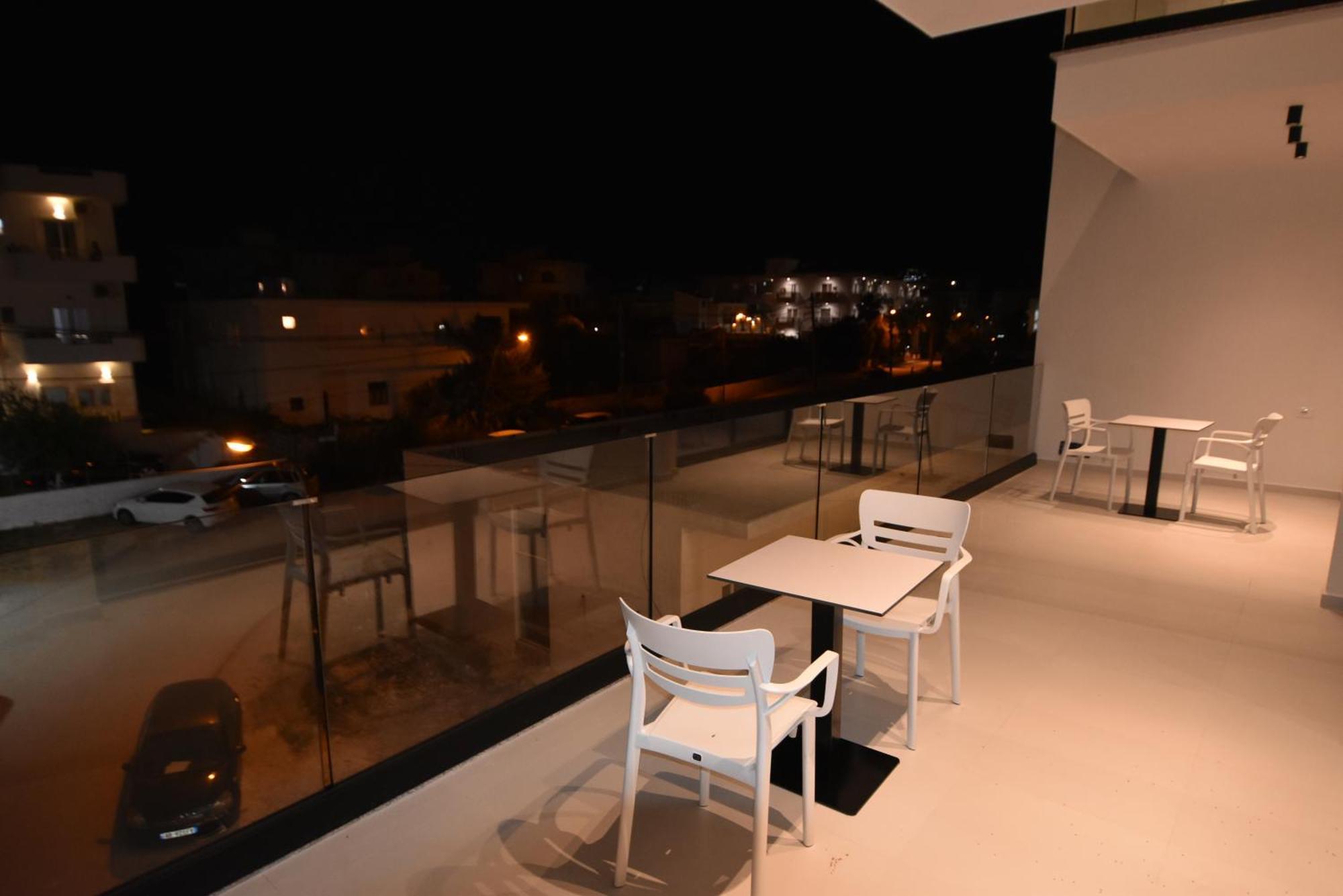 Agimi Hotel クサミル エクステリア 写真