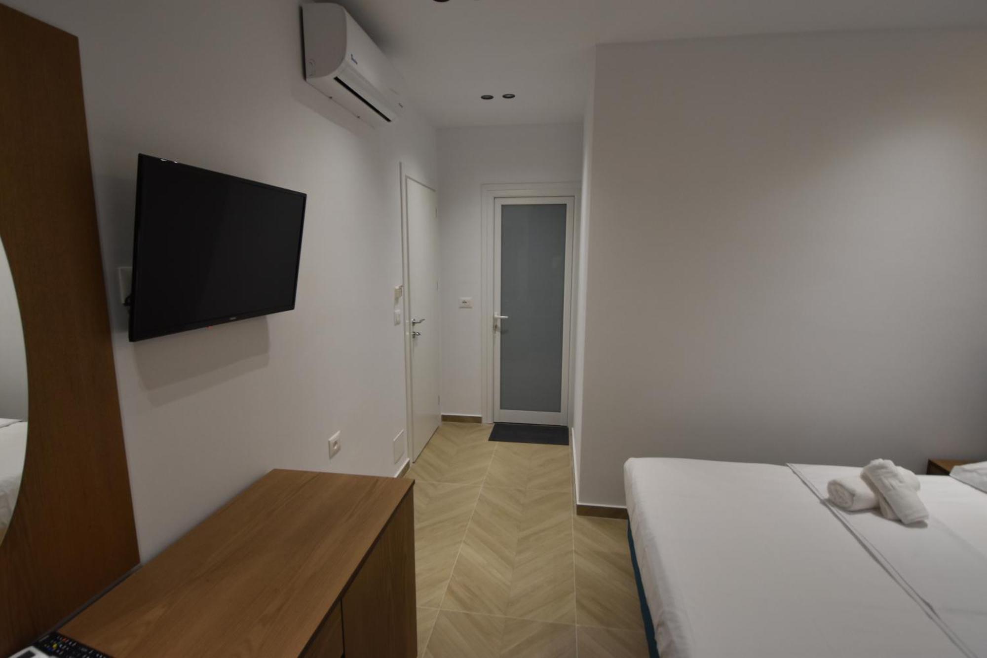 Agimi Hotel クサミル エクステリア 写真