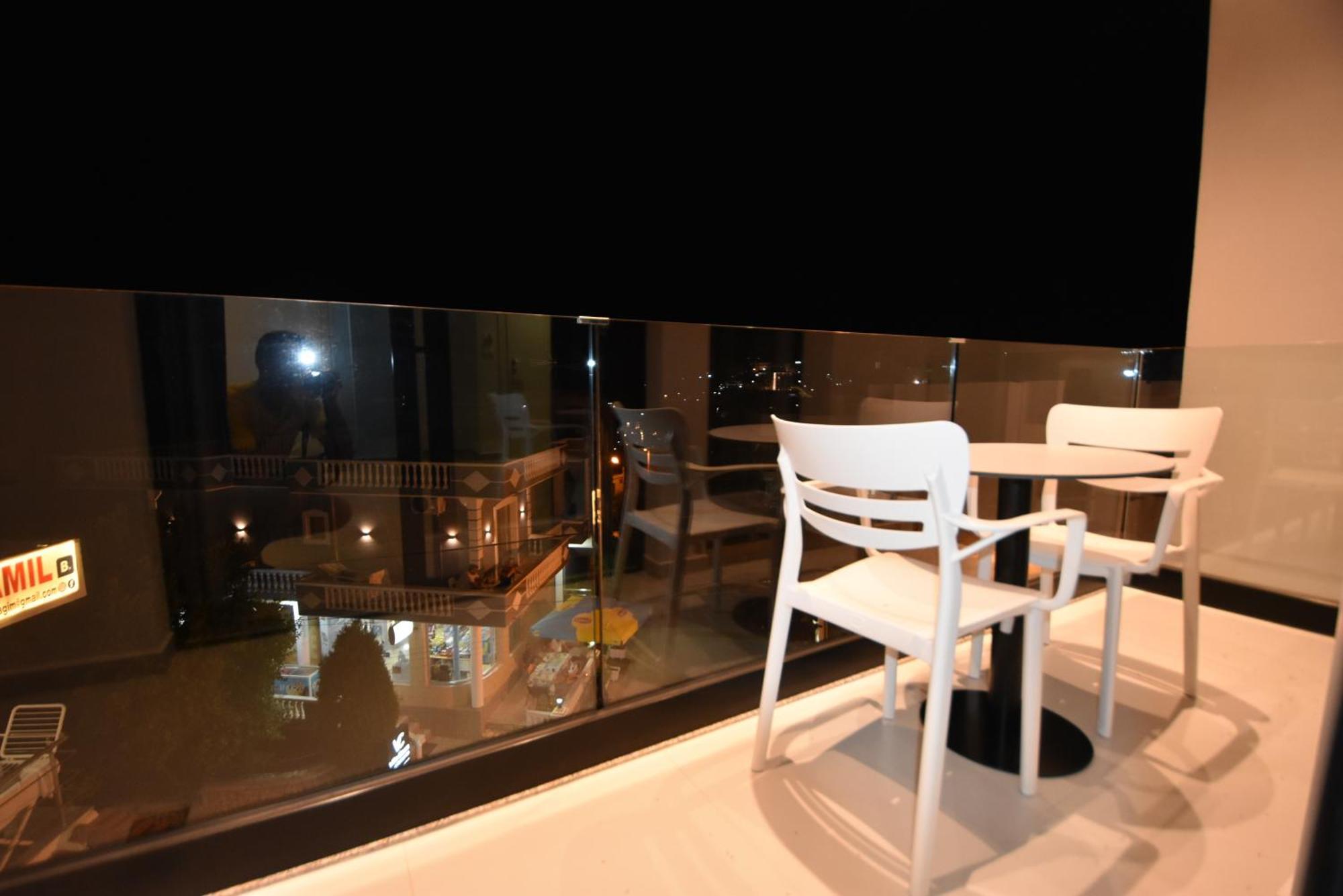 Agimi Hotel クサミル エクステリア 写真